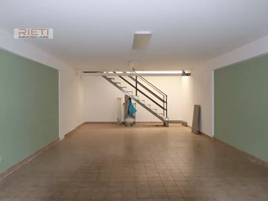 Immagine 5 di Negozio in vendita  in Largo Salvo D'Acquisto a Rieti