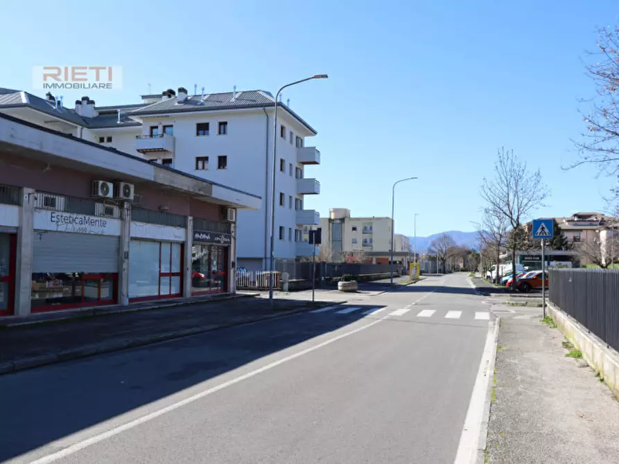Immagine 8 di Negozio in vendita  in Largo Salvo D'Acquisto a Rieti