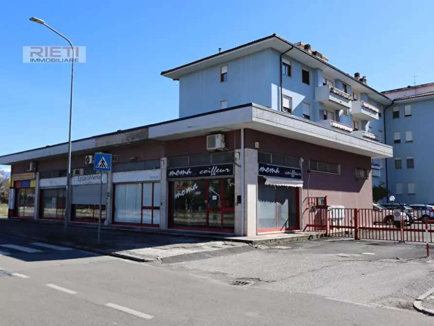 Immagine 11 di Negozio in vendita  in Largo Salvo D'Acquisto a Rieti