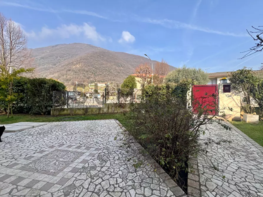 Immagine 4 di Casa bifamiliare in vendita  in Via Grumello a Piovene Rocchette