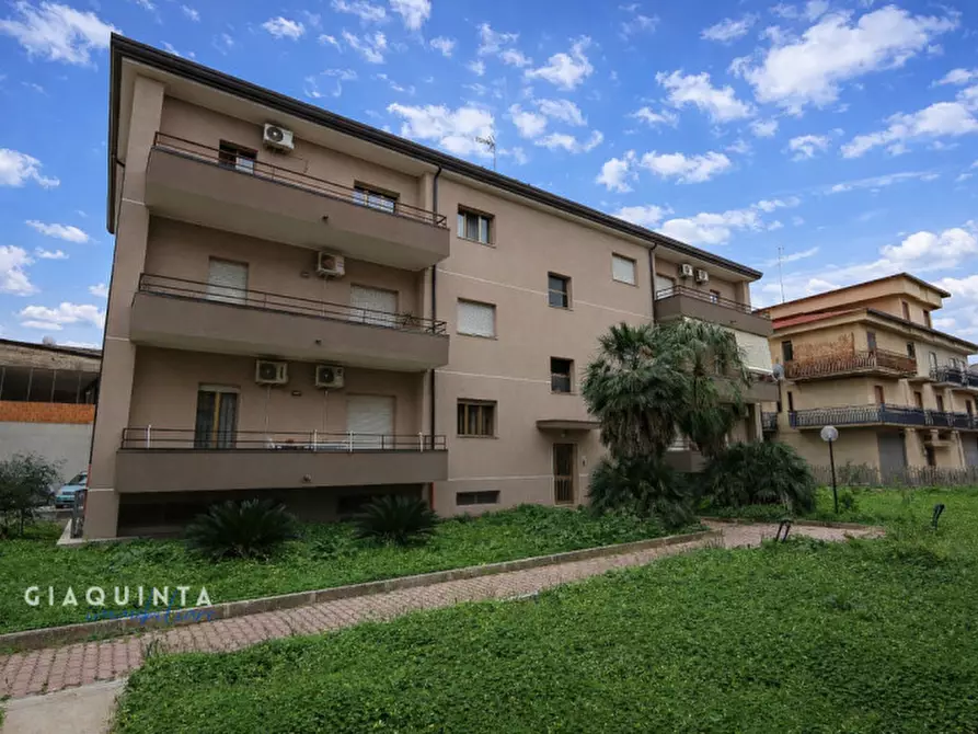 Immagine 2 di Appartamento in vendita  in strada provinciale 132 snc a Palagonia