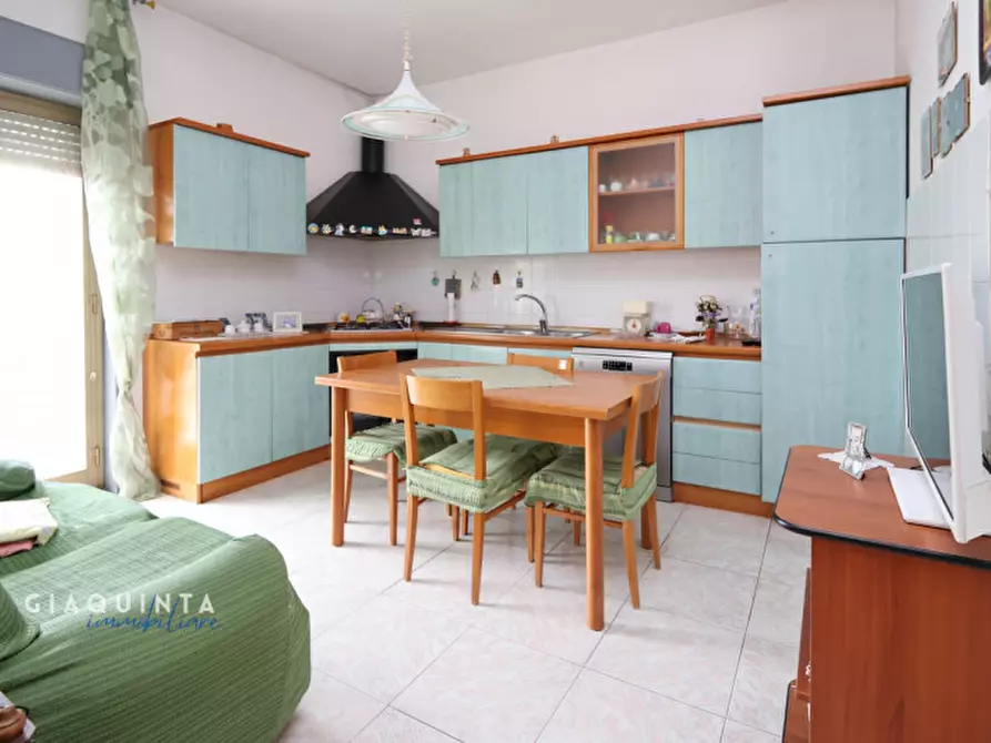 Immagine 3 di Appartamento in vendita  in strada provinciale 132 snc a Palagonia