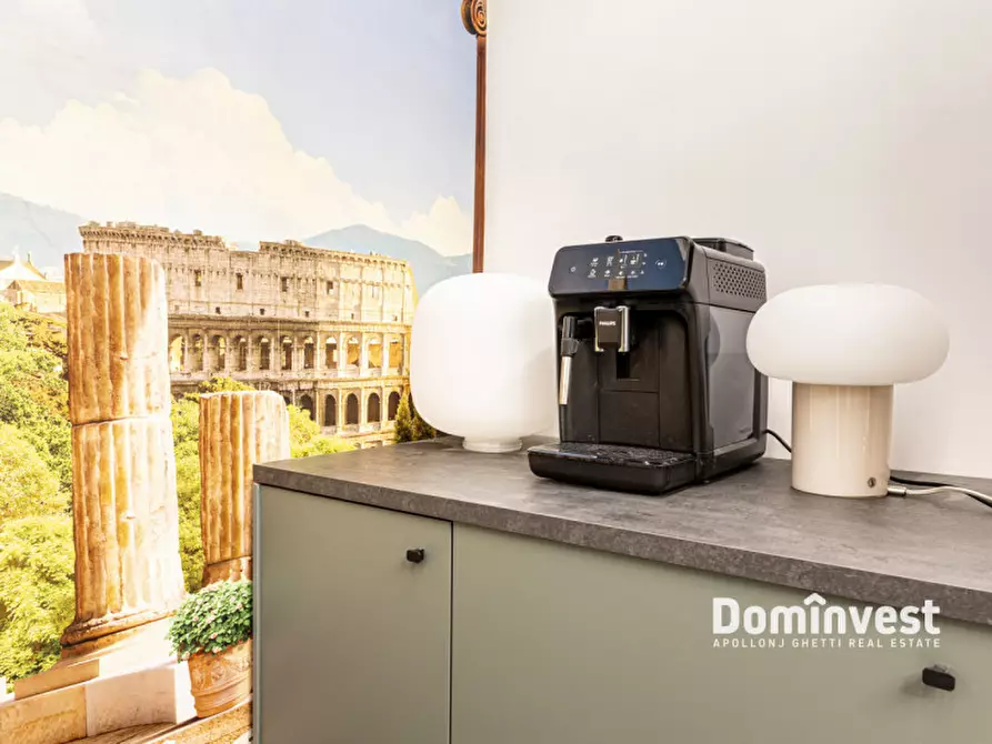 Immagine 13 di Appartamento in affitto  in Piazza Rondanini a Roma