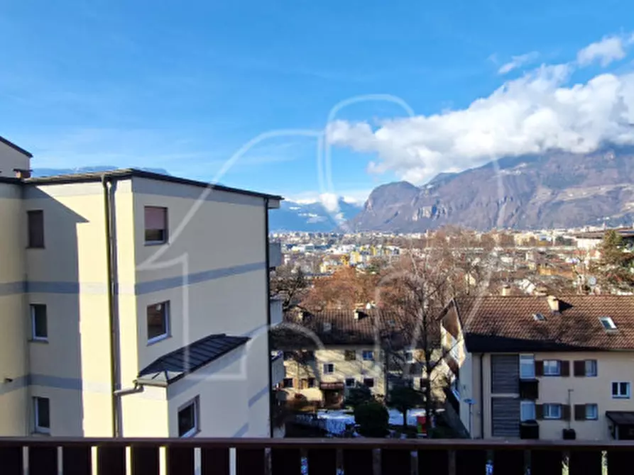 Immagine 2 di Appartamento in vendita  in Via Castel Flavon - Küepachweg a Bolzano