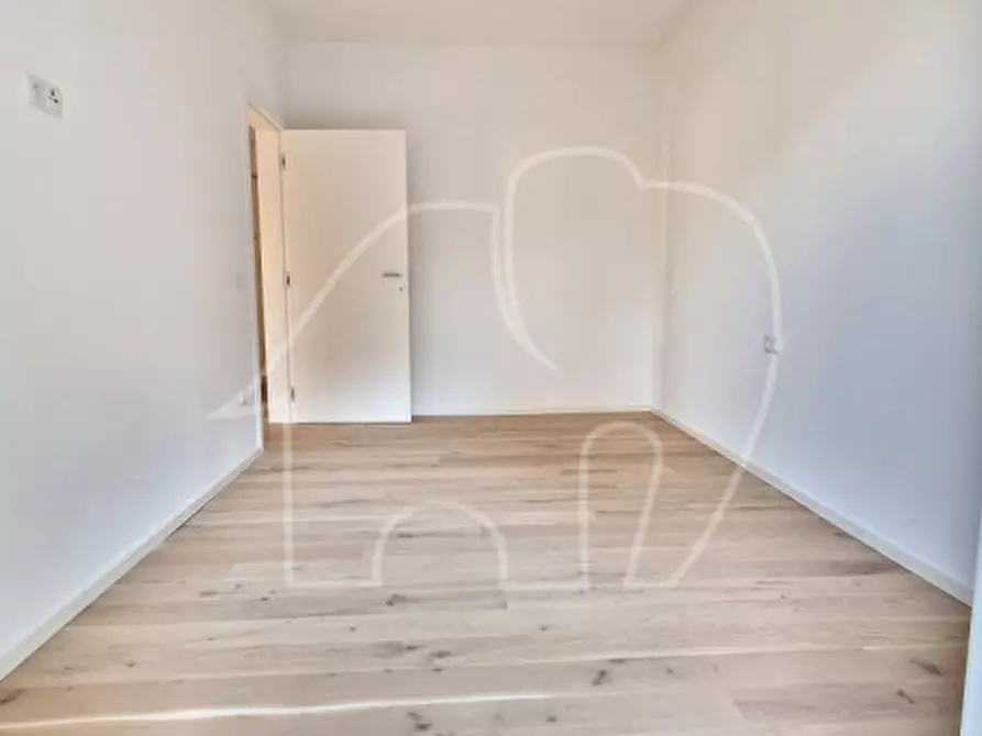 Immagine 4 di Appartamento in vendita  in Via Castel Flavon - Küepachweg a Bolzano