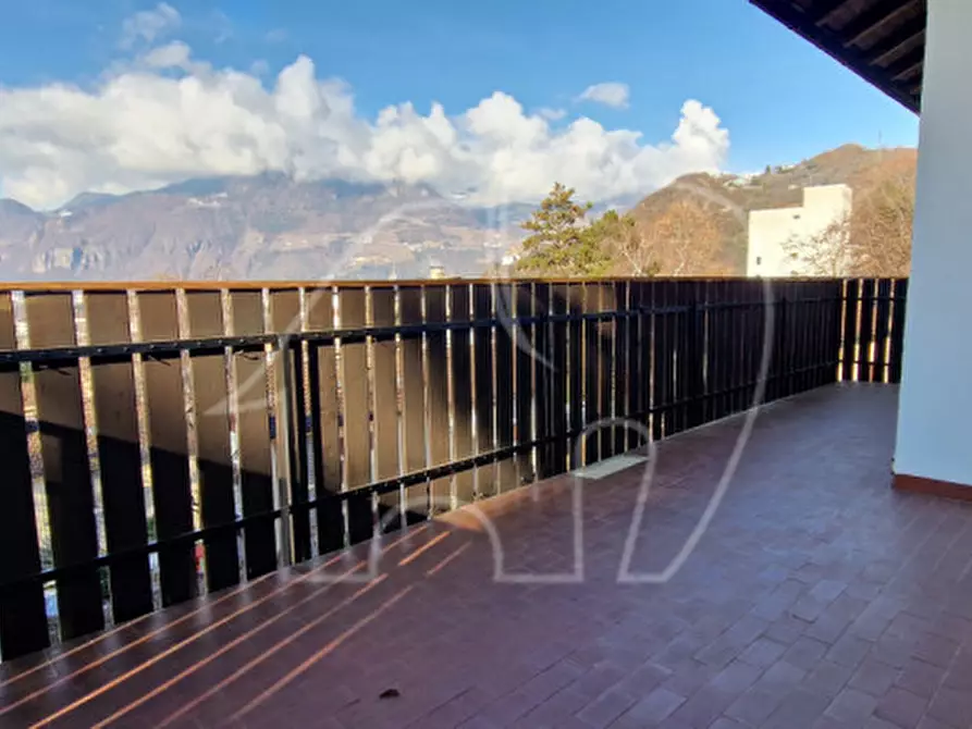 Immagine 5 di Appartamento in vendita  in Via Castel Flavon - Küepachweg a Bolzano