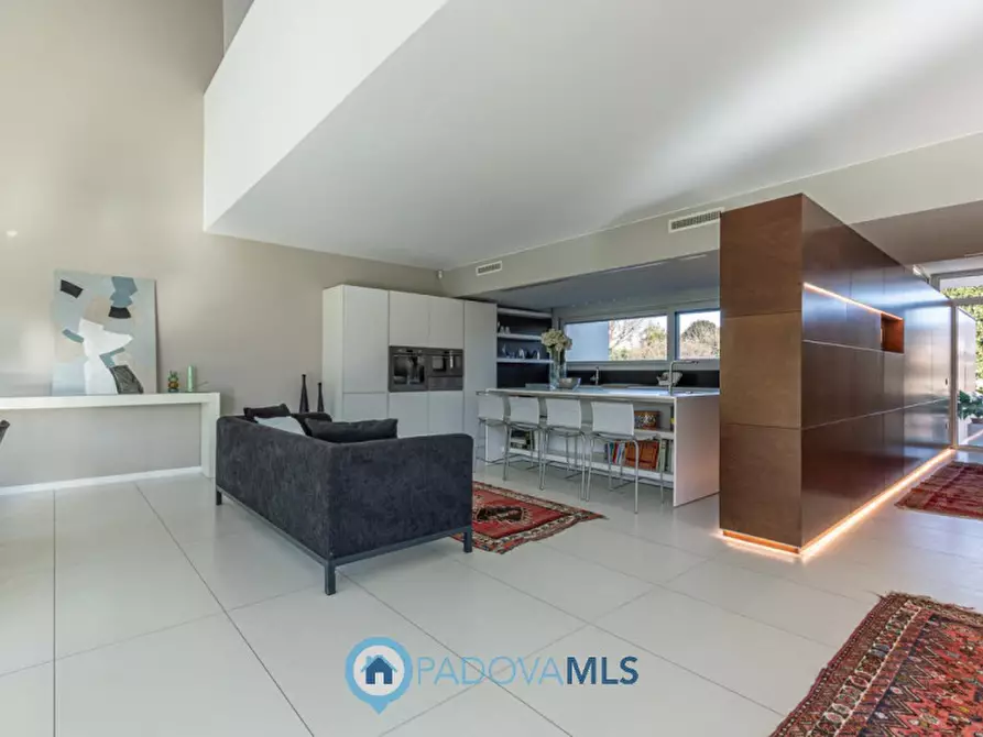 Immagine 6 di Villa in vendita  in VIA CAPPELLO a Noventa Padovana