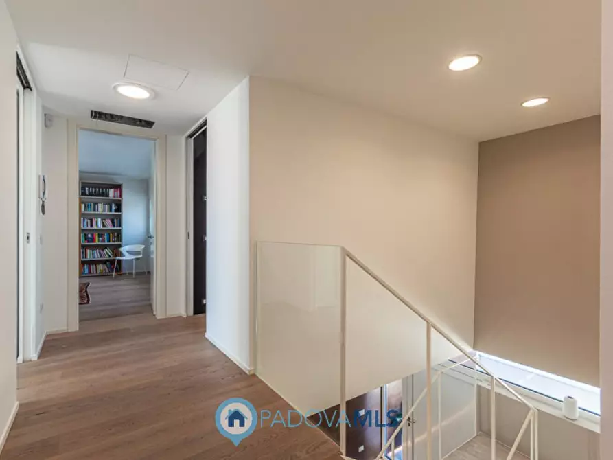 Immagine 27 di Villa in vendita  in VIA CAPPELLO a Noventa Padovana