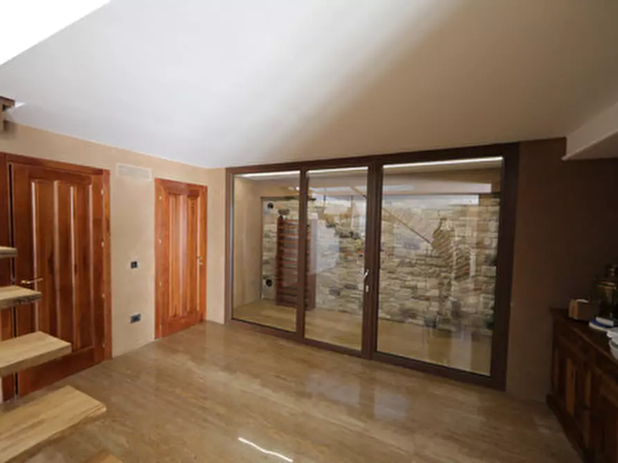 Immagine 10 di Villa in vendita  a Fossacesia