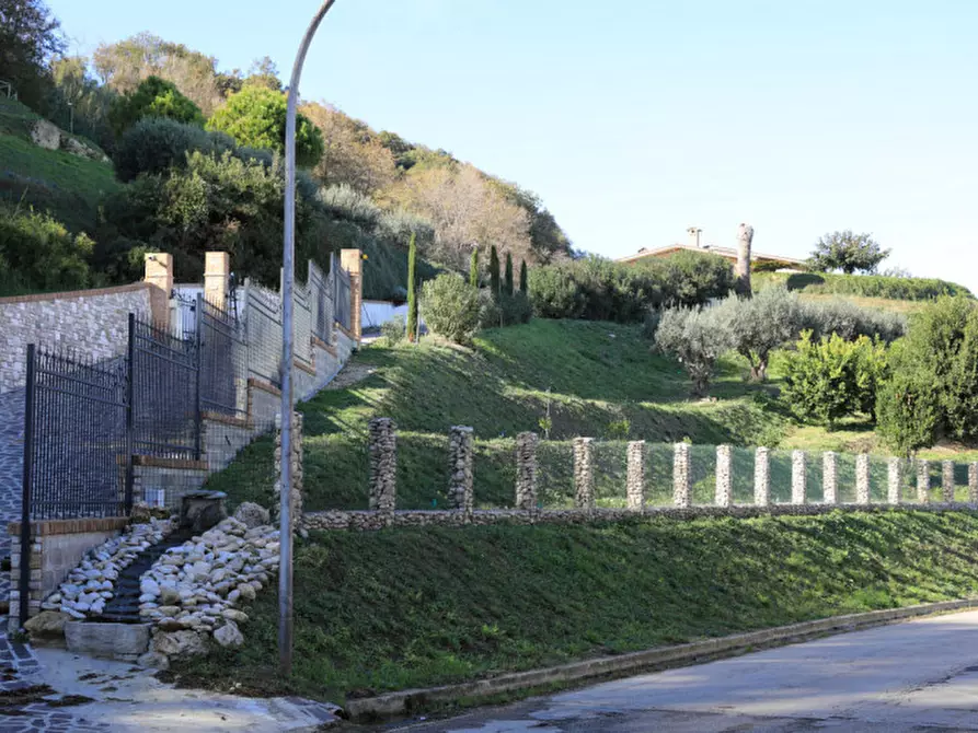 Immagine 15 di Villa in vendita  a Fossacesia