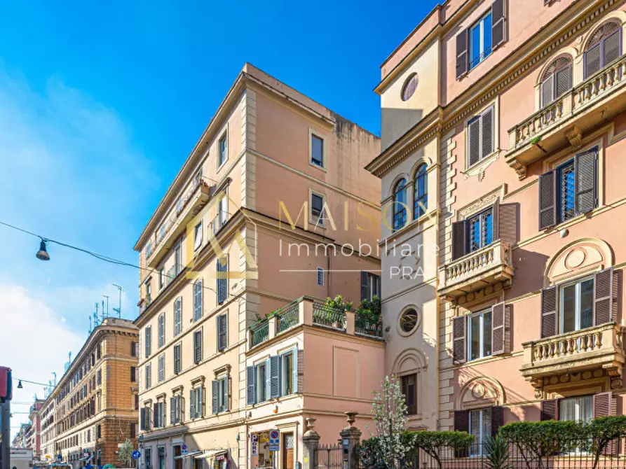 Immagine 1 di Appartamento in vendita  in Via degli Scipioni a Roma