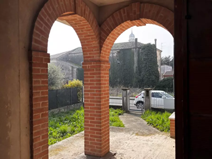 Immagine 5 di Casa bifamiliare in vendita  in Via Galileo Galilei a Tribano