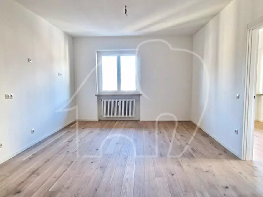 Immagine 2 di Appartamento in vendita  in Via Castel Flavon - Küepachweg a Bolzano