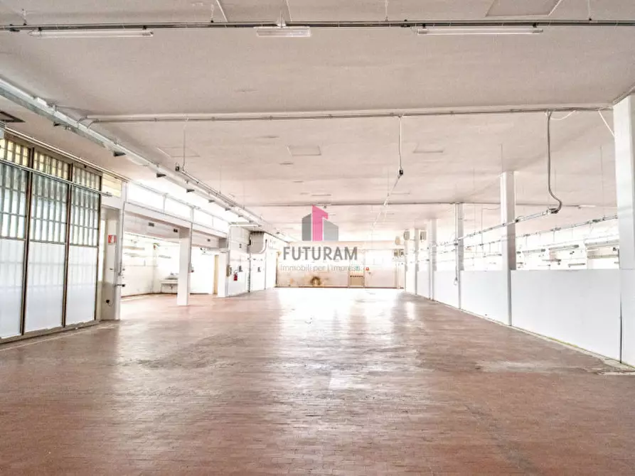 Immagine 13 di Capannone industriale in vendita  in VIA DEGLI EROI,96 a Quinto Vicentino