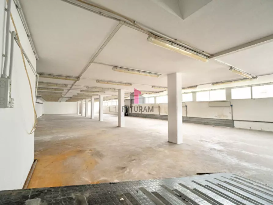 Immagine 17 di Capannone industriale in vendita  in VIA DEGLI EROI,96 a Quinto Vicentino