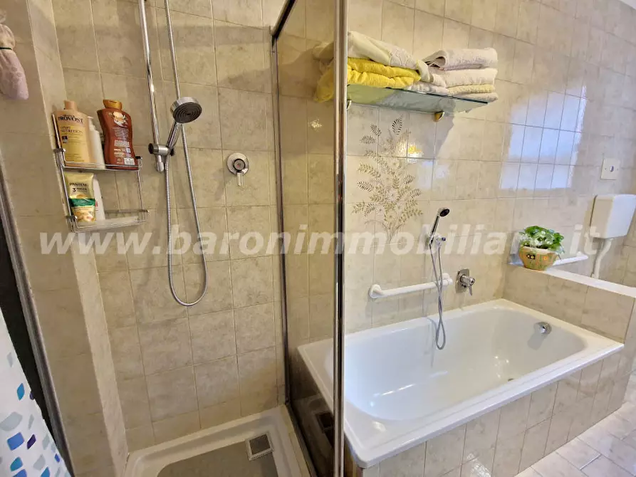 Immagine 17 di Appartamento in vendita  in Viale Pietro Pietramellara, 15 a Bologna