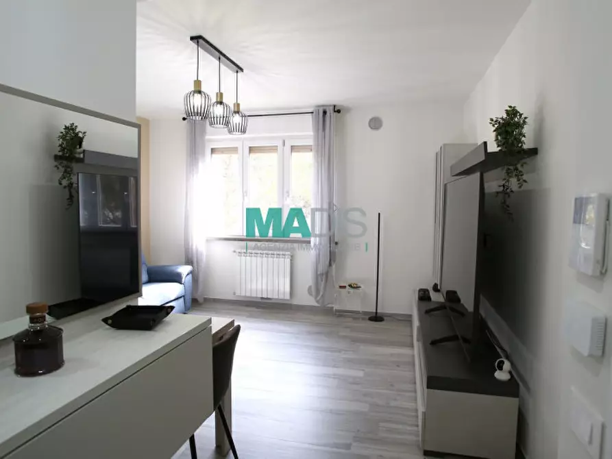 Immagine 2 di Appartamento in vendita  in via Alghiero Ceri a Prato