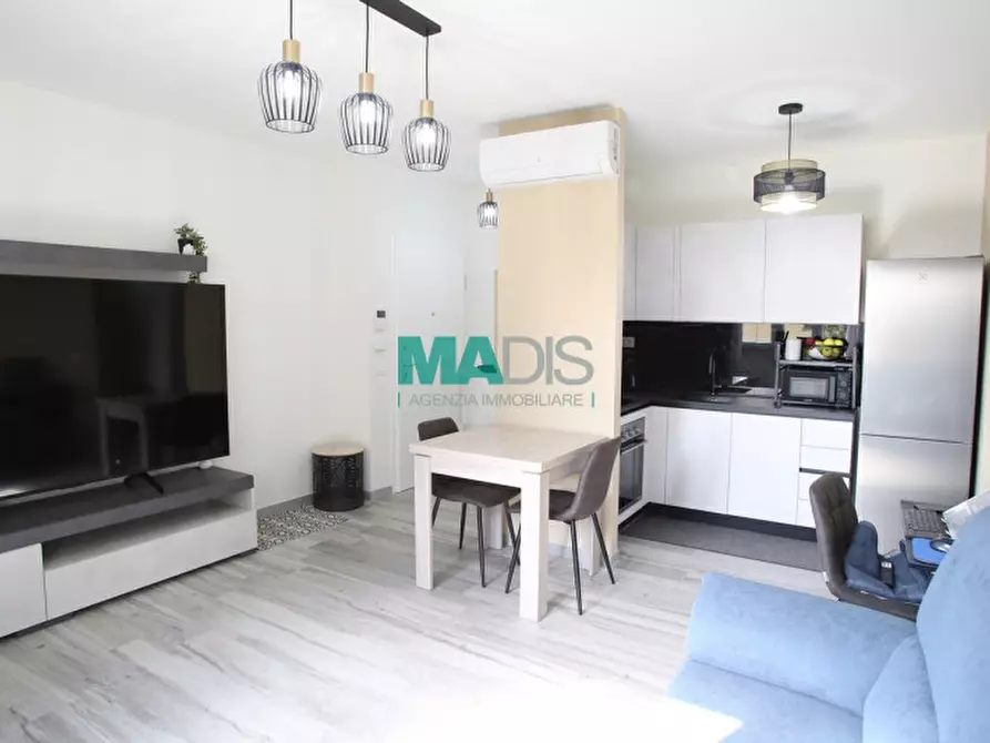 Immagine 5 di Appartamento in vendita  in via Alghiero Ceri a Prato