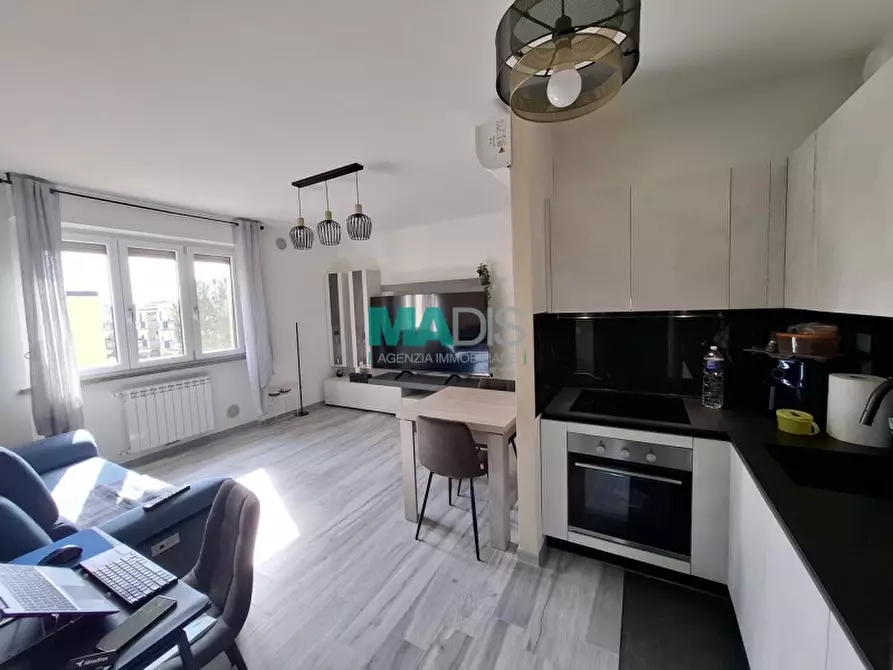 Immagine 17 di Appartamento in vendita  in via Alghiero Ceri a Prato