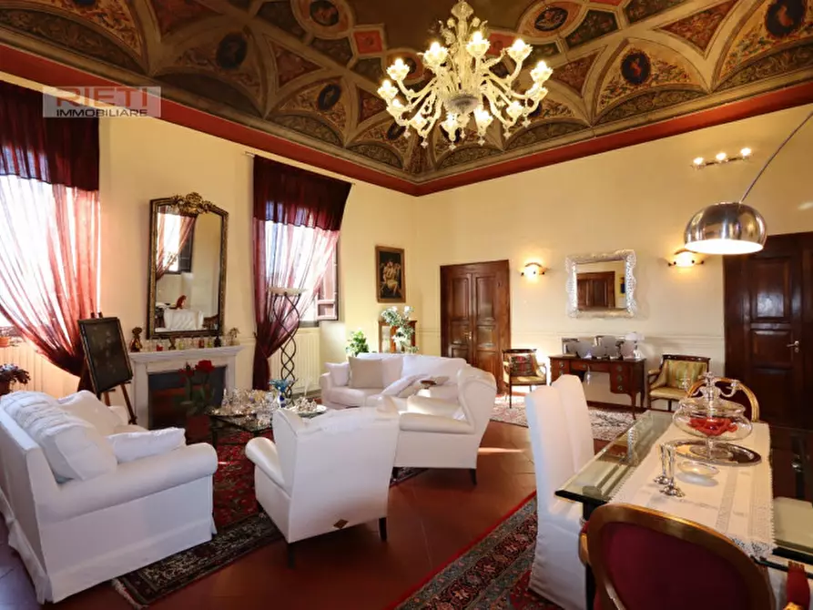 Immagine 5 di Appartamento in vendita  in via Roma a Rieti