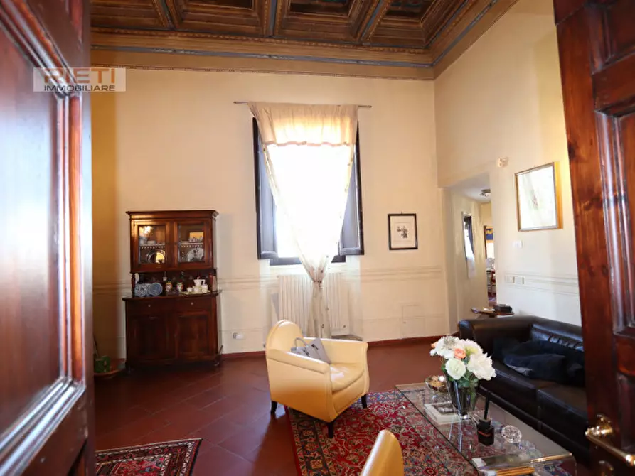 Immagine 9 di Appartamento in vendita  in via Roma a Rieti