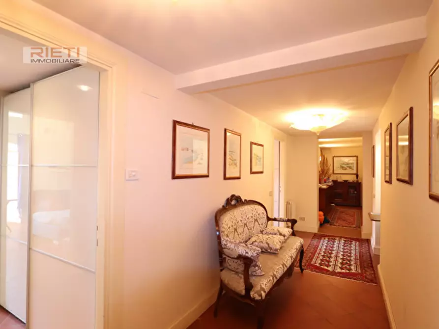 Immagine 12 di Appartamento in vendita  in via Roma a Rieti