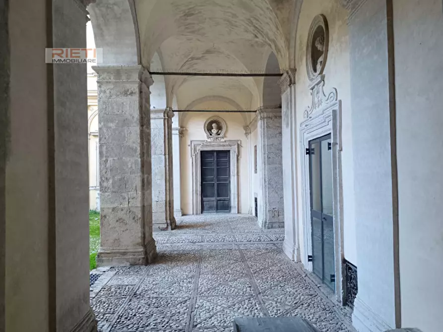 Immagine 22 di Appartamento in vendita  in via Roma a Rieti