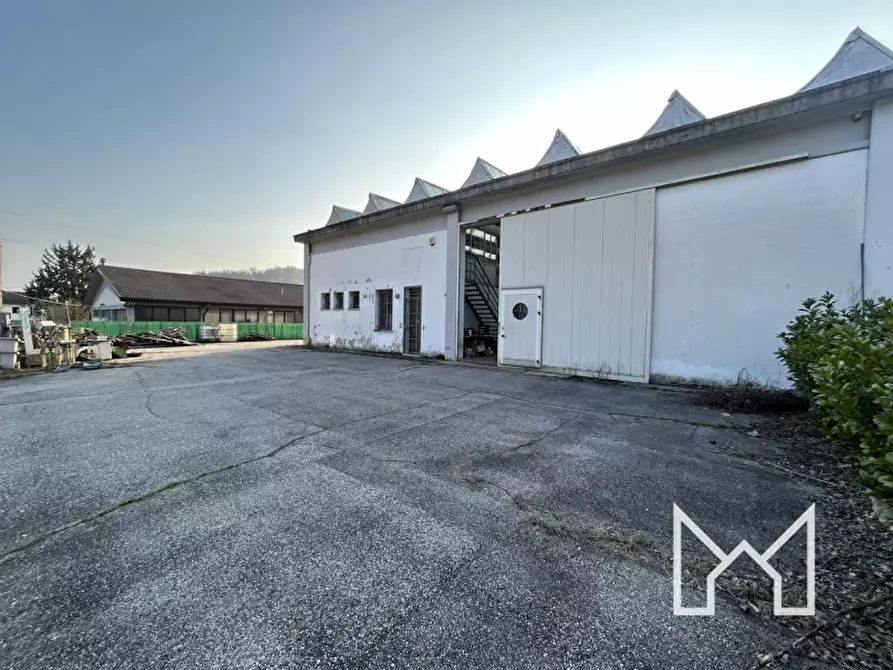 Immagine 1 di Capannone industriale in vendita  a Bassano Del Grappa