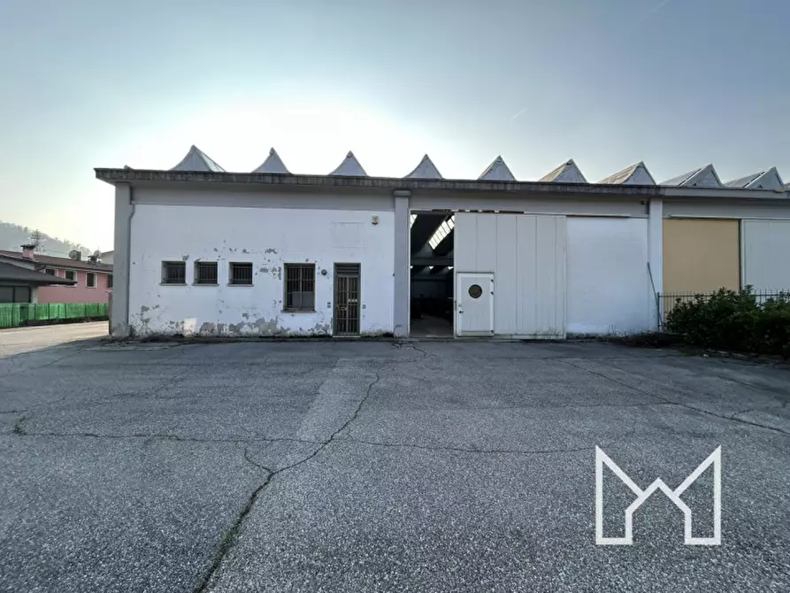 Immagine 3 di Capannone industriale in vendita  a Bassano Del Grappa