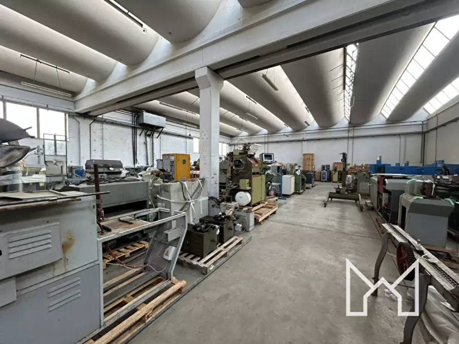 Immagine 5 di Capannone industriale in vendita  a Bassano Del Grappa