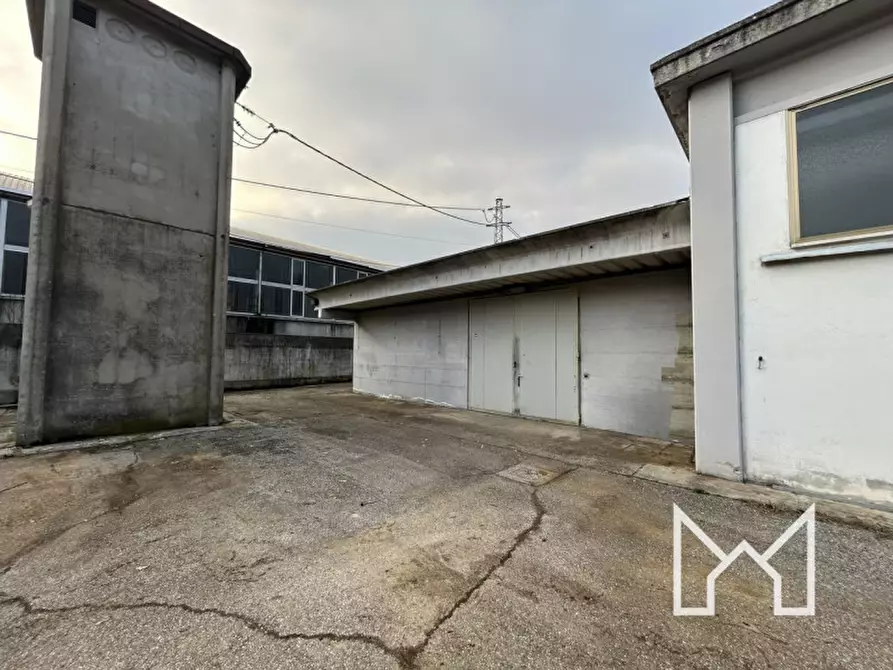 Immagine 9 di Capannone industriale in vendita  a Bassano Del Grappa