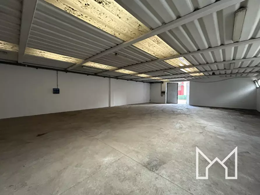 Immagine 13 di Capannone industriale in vendita  a Bassano Del Grappa