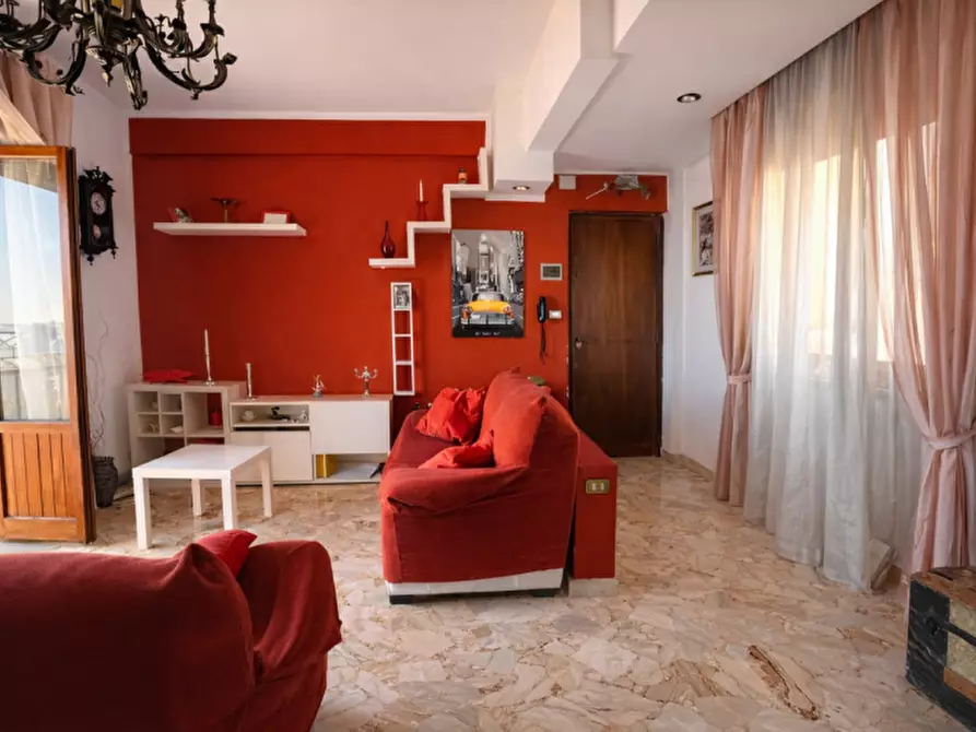 Immagine 2 di Appartamento in vendita  in via benedetto croce a Palermo