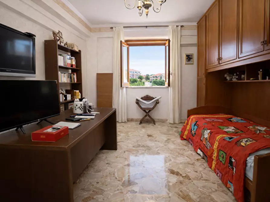 Immagine 18 di Appartamento in vendita  in via benedetto croce a Palermo