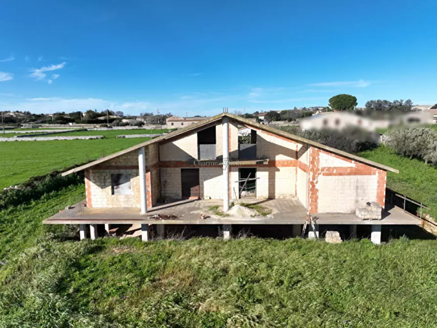 Immagine 39 di Casa indipendente in vendita  a Modica