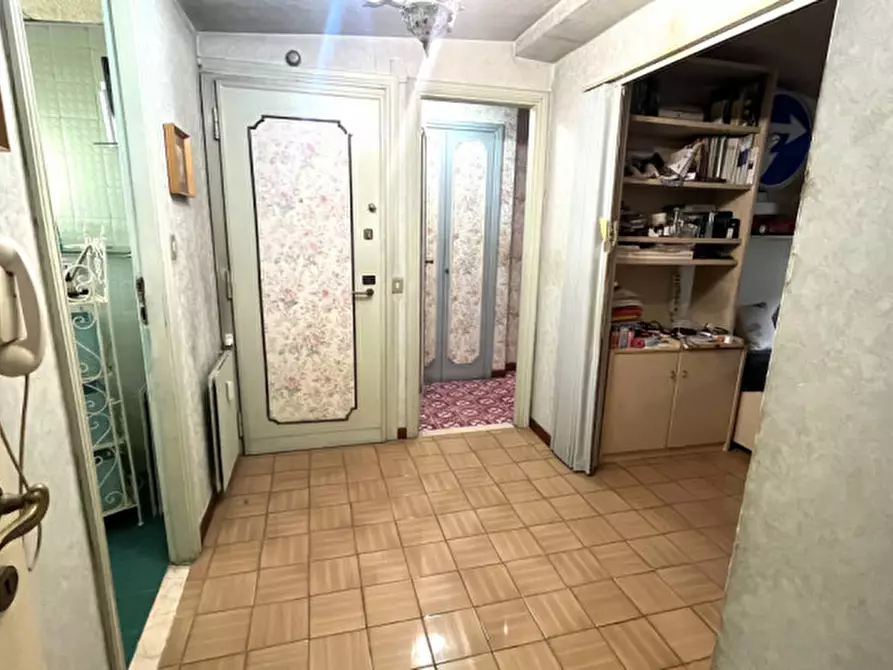 Immagine 12 di Attico in vendita  in Viale Cortina D'ampezzo a Roma