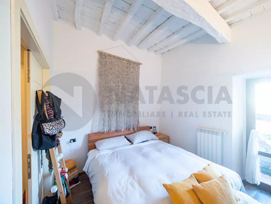 Immagine 11 di Appartamento in vendita  in Via San Piero a Strada a Pontassieve