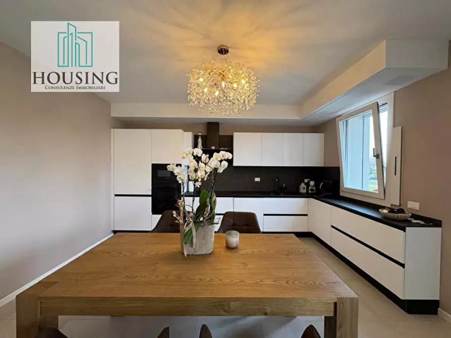 Immagine 6 di Appartamento in vendita  in Via Marza a Montegrotto Terme