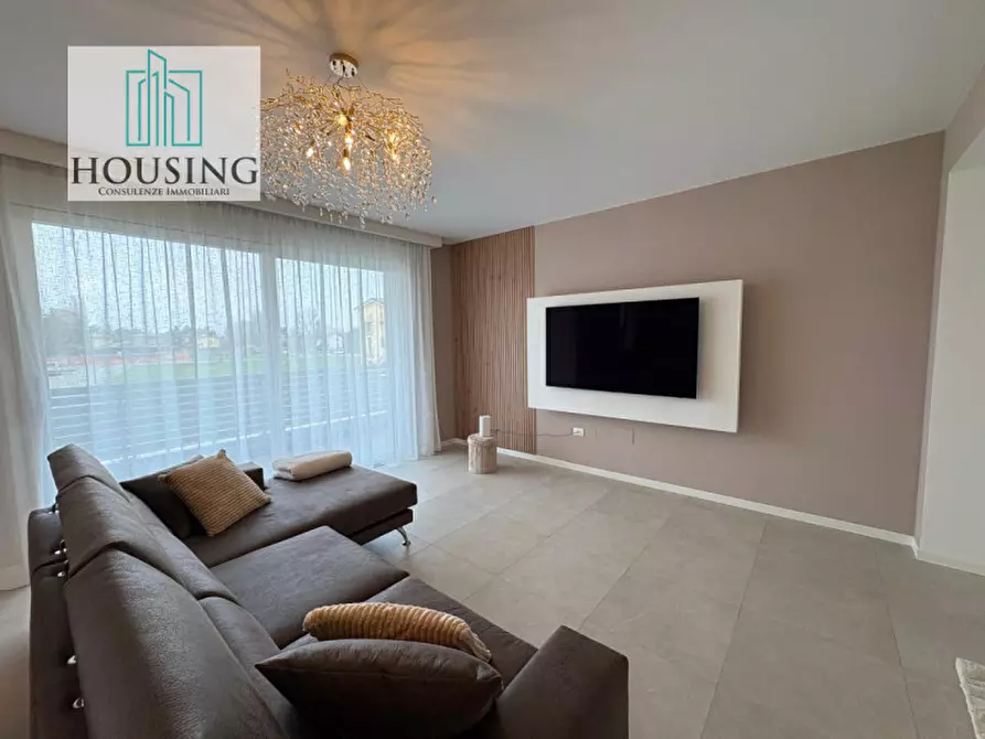 Immagine 10 di Appartamento in vendita  in Via Marza a Montegrotto Terme