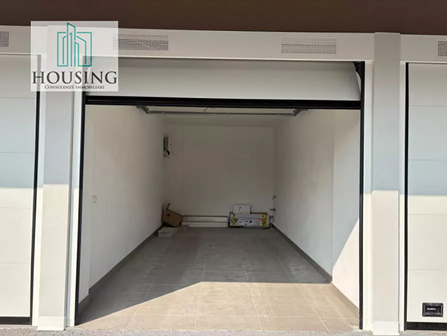 Immagine 39 di Appartamento in vendita  in Via Marza a Montegrotto Terme