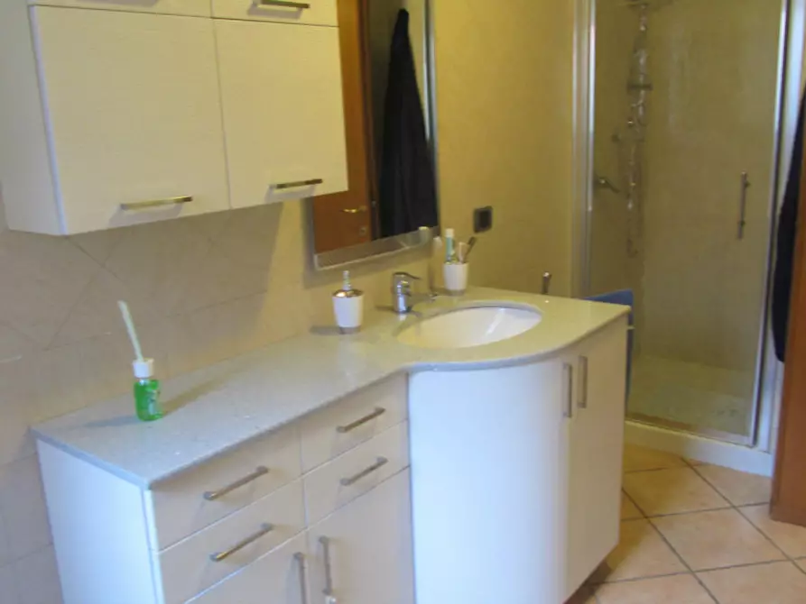 Immagine 13 di Villetta a schiera in vendita  a Concordia Sulla Secchia