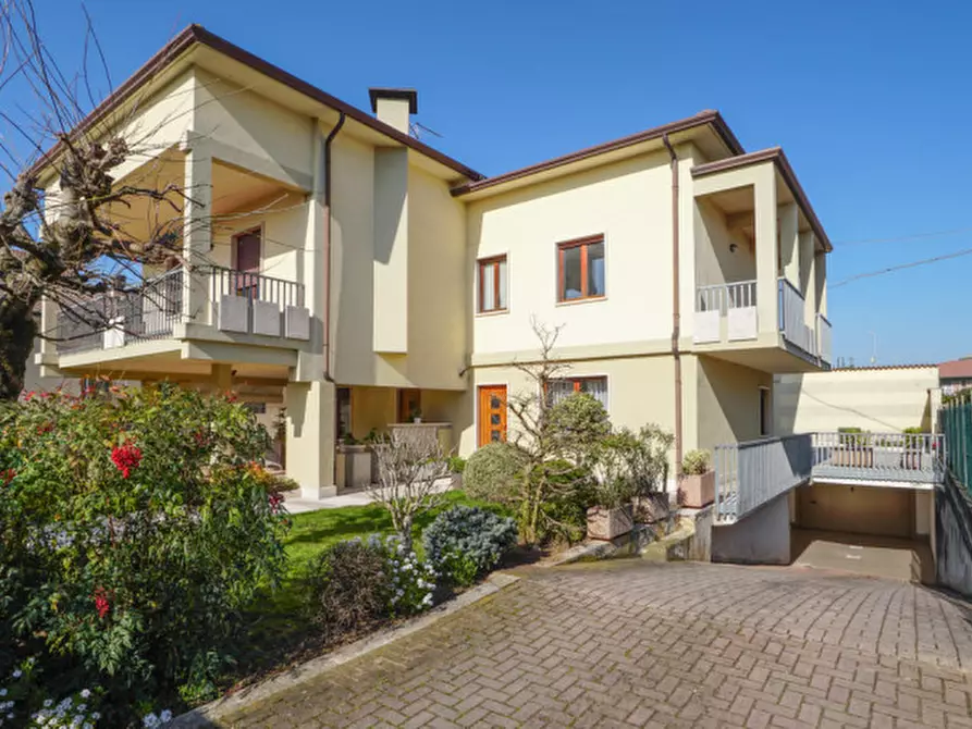 Immagine 5 di Casa bifamiliare in vendita  a San Bonifacio