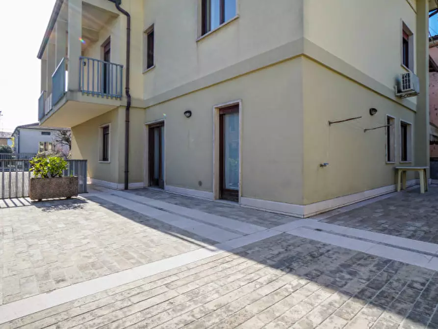 Immagine 13 di Casa bifamiliare in vendita  a San Bonifacio