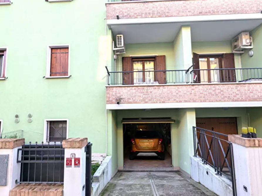 Immagine 44 di Villetta a schiera in vendita  in via lombardia a Martellago