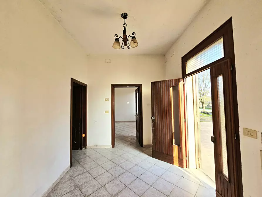 Immagine 3 di Casa indipendente in vendita  in VIA DEI CADUTI a Borgo Veneto