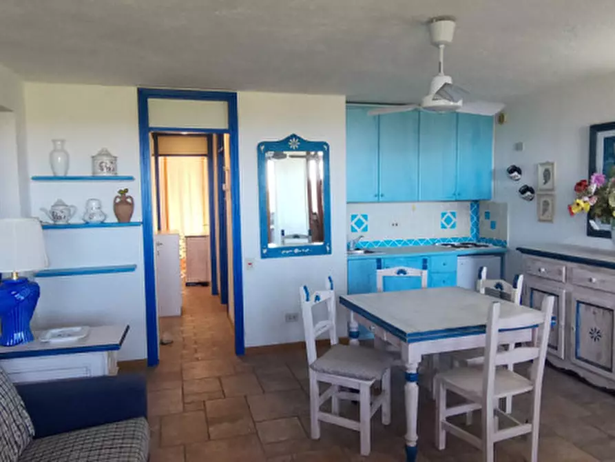 Immagine 7 di Appartamento in vendita  in VIALE CUGNANA VERDE n. 5-33 Piano 3 a Olbia