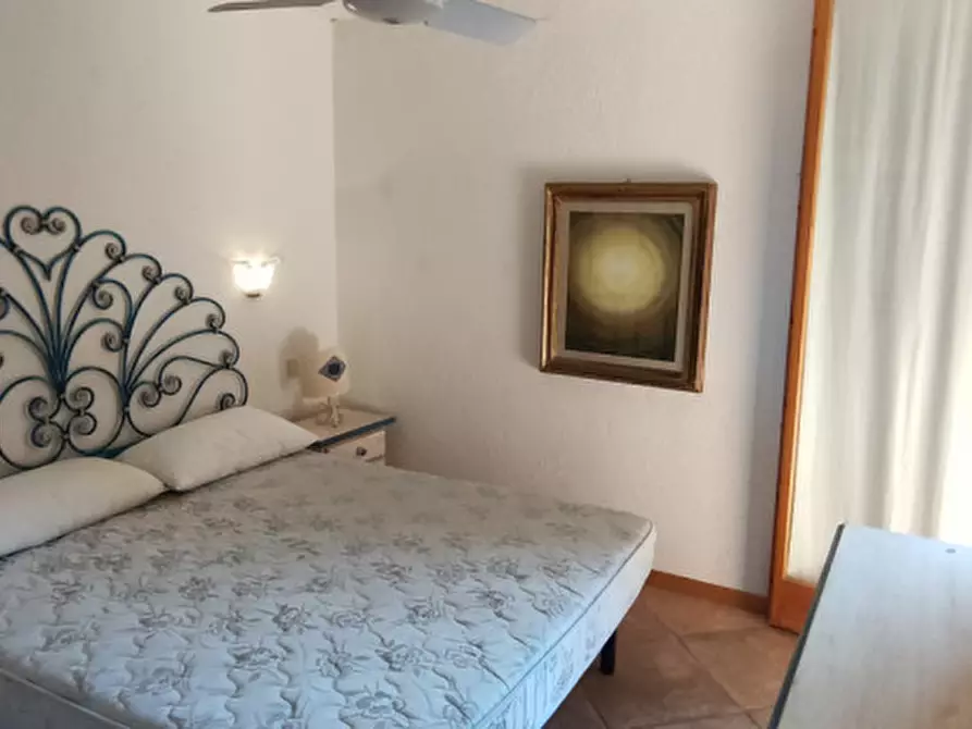 Immagine 14 di Appartamento in vendita  in VIALE CUGNANA VERDE n. 5-33 Piano 3 a Olbia