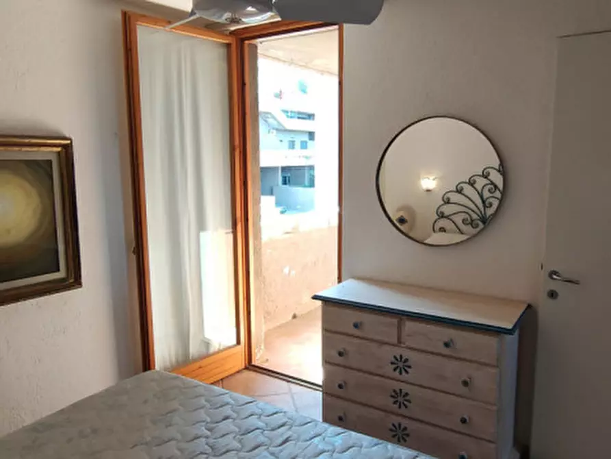 Immagine 17 di Appartamento in vendita  in VIALE CUGNANA VERDE n. 5-33 Piano 3 a Olbia