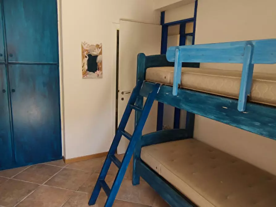Immagine 19 di Appartamento in vendita  in VIALE CUGNANA VERDE n. 5-33 Piano 3 a Olbia