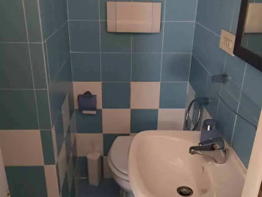Immagine 22 di Appartamento in vendita  in VIALE CUGNANA VERDE n. 5-33 Piano 3 a Olbia
